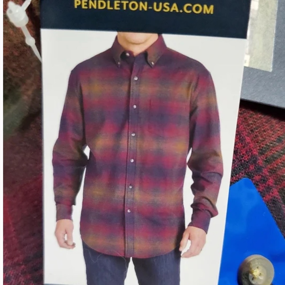 COPY - Brand New! Men Pendleton Flannel Mason Button Down size Large!